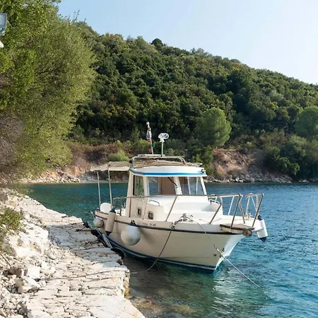 Blue 2 On The Beach Διαμέρισμα *